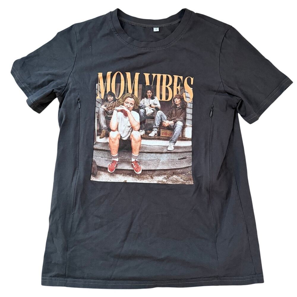 Mom Vibes" 90s Sitcom Graphic Breastfeeding/Nursing T-Shirt Size Small